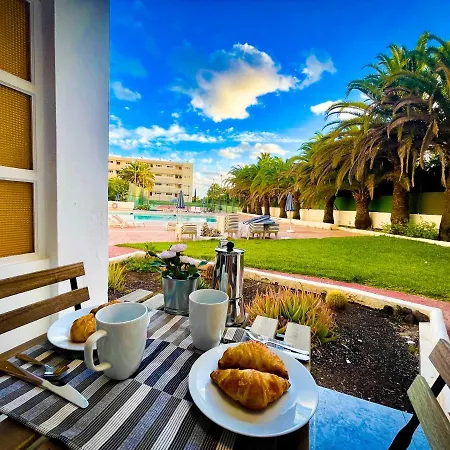 Pool View Apartamento *