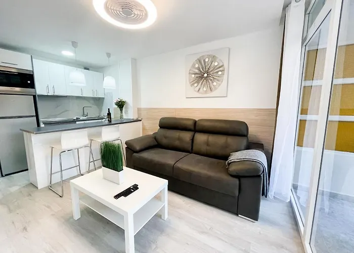 Pool View アパート