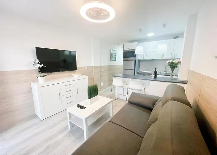 Pool View Διαμέρισμα *