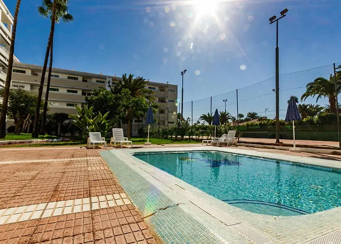 Pool View Διαμέρισμα *